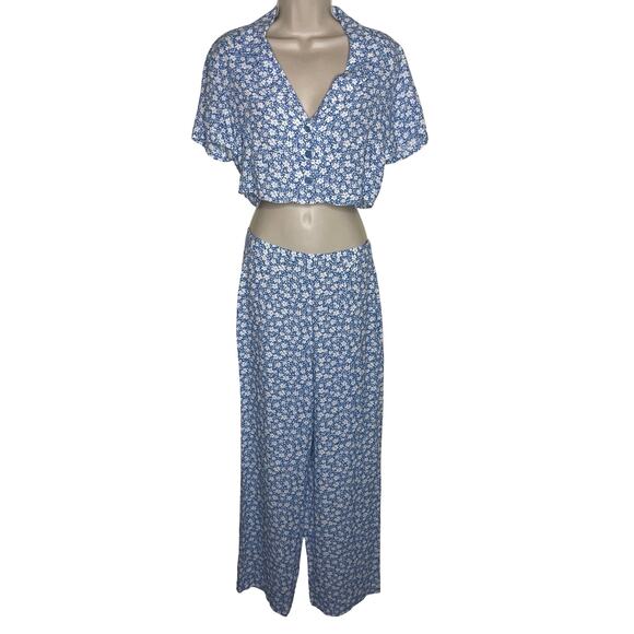 Reformation two piece set in floral blue crop button down top high rise pants 2 - Picture 2 of 11